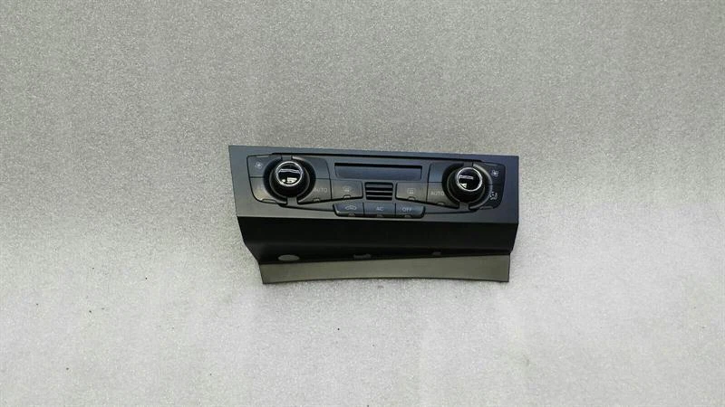 AUDI S5 8T A5 RHD Auto Climate Control 8T2820043G Rechtslenker