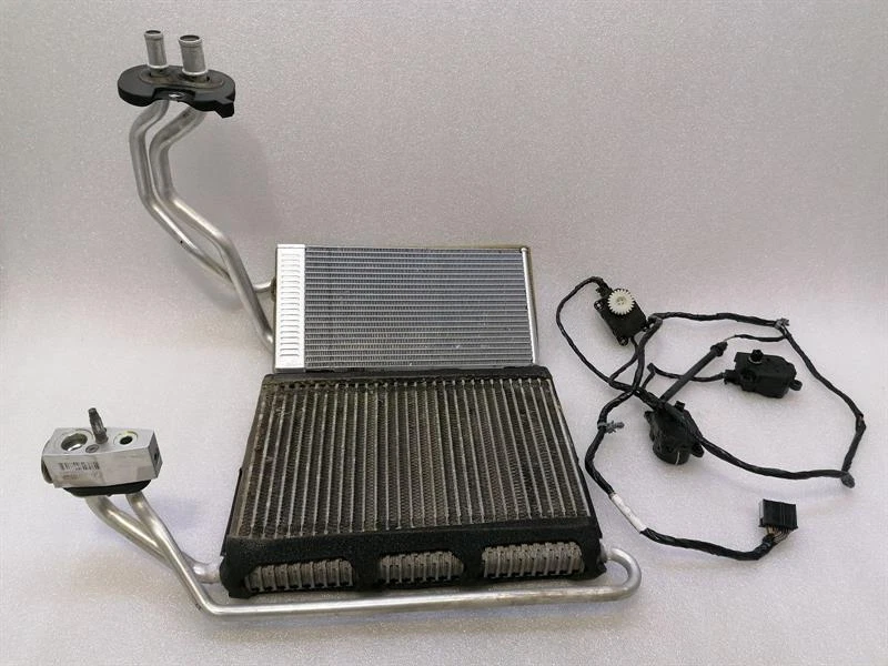 CHEVROLET CAMARO MK5 ZL1 Heater Matrix 19368315 Wärmetauscher Heizungskühler
