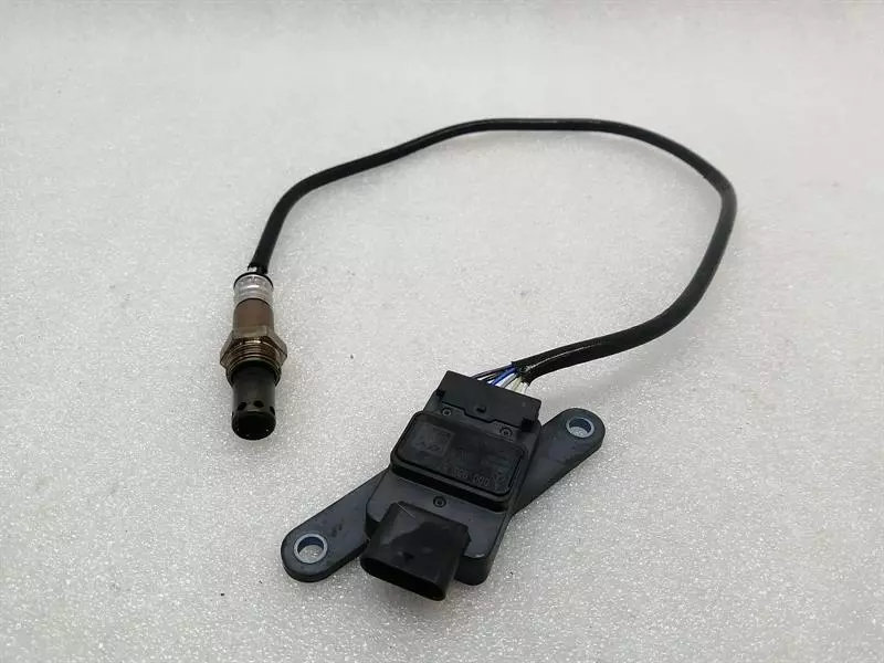 MERCEDES CLS C257 W257  Lambda Sensor A0009055713 Lambdasonde NOX
