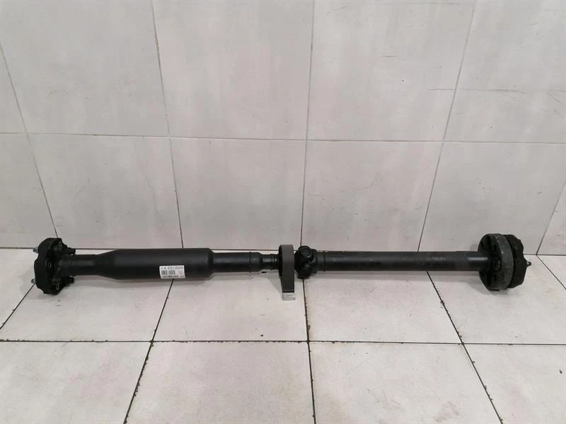 MERCEDES SL63 AMG R231 Propshaft A2314100500 Kardanwelle