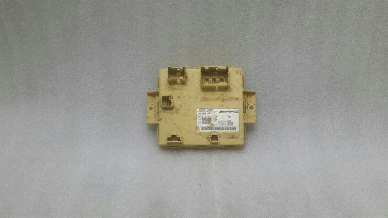 MERCEDES W176 Electronic module A0009007609 Steuergerät Drive Unit A45 AMG CLA45