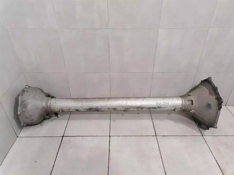 CHEVROLET CORVETTE C6 Propshaft 12568200 Kardanwelle