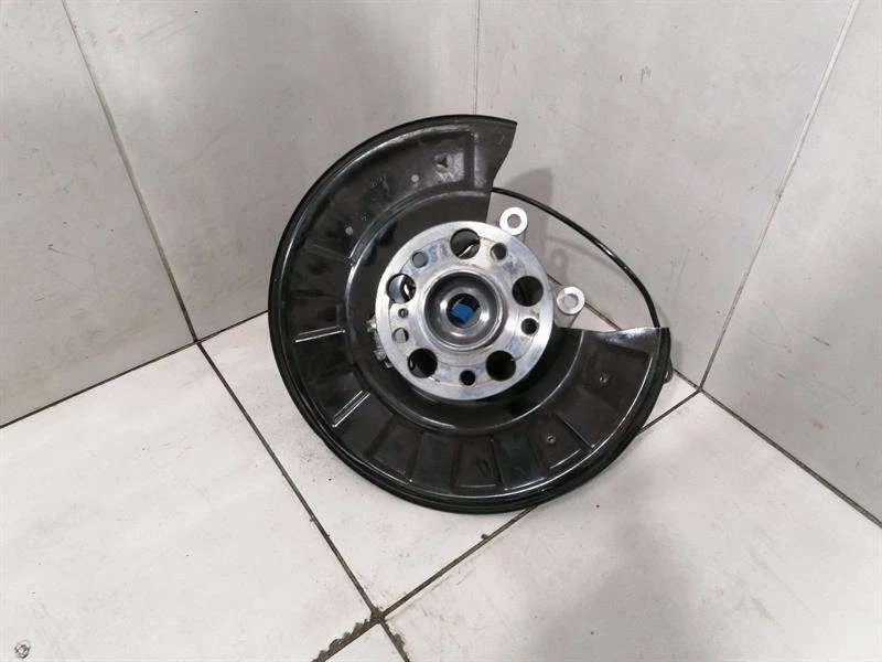 MERCEDES SL R231 Right Rear Hub A2313504600 Radlagergehäuse Hinten Rechts
