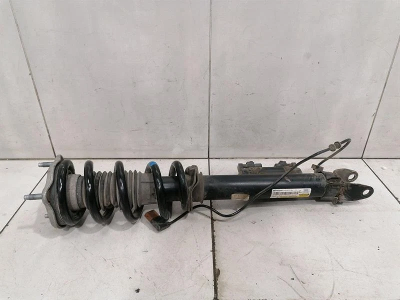 MERCEDES W205 C63 AMG EDC Shock Absorber FLH A2053231500 Stossdämpfer Vorne