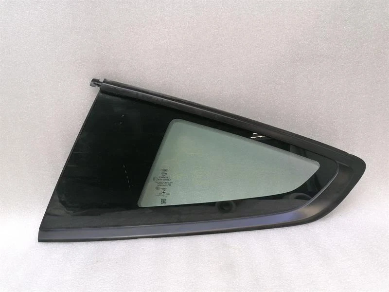 FORD MUSTANG MK5 SHELBY GT350 Left quarter Glass JR32-6329701-AA Türscheibe
