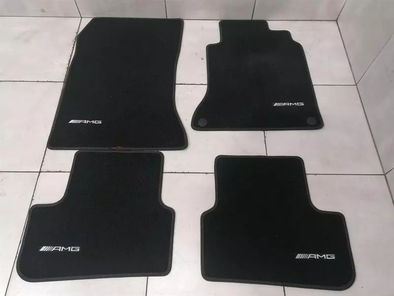 AMG MERCEDES GLA X156  Floor Mats A2466802948 Fußmatten RHD RECHTSLENKER