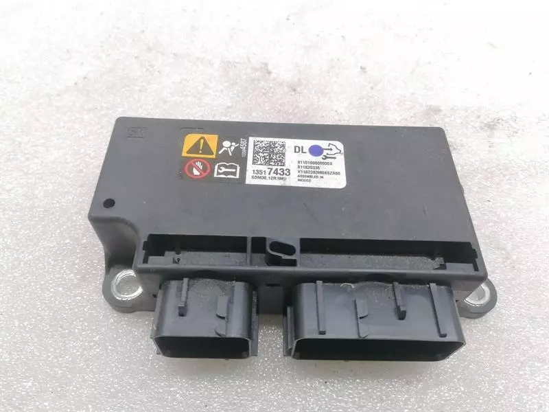CHEVROLET CORVETTE C7 Safety Module ECU 13517433 Airsteuergerät SRS