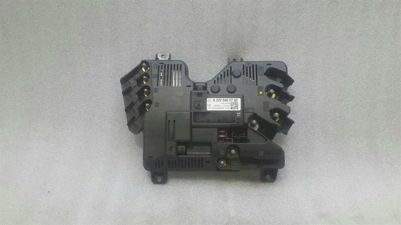 MERCEDES S-class W222 Fuse Box A2225402750 Sicherungskasten