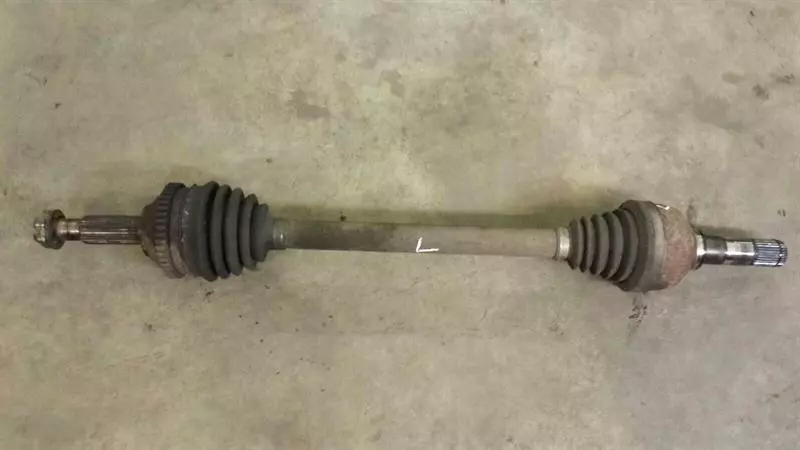 JAGUAR XJ6 X350 Antriebswelle Hinten Links C2P3969 Rear Left Drive Shaft 2.7D