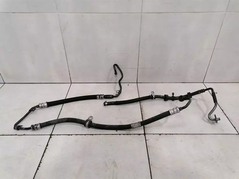 MERCEDES E Class W211 E55 AMG Power steering hose A2114665781 Servoleitung
