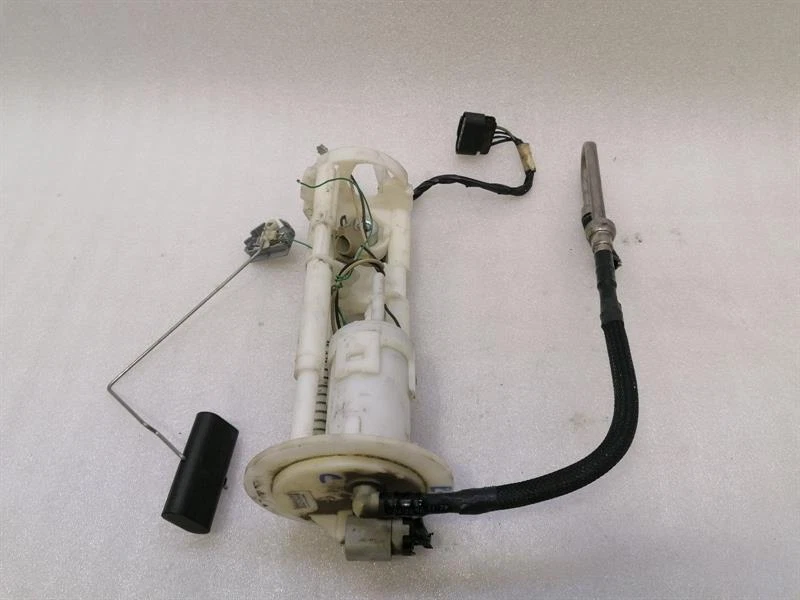 CHEVROLET CORVETTE C6 Fuel Pump Electric 15785206 Kraftstoffpumpe Defekt - Image 5