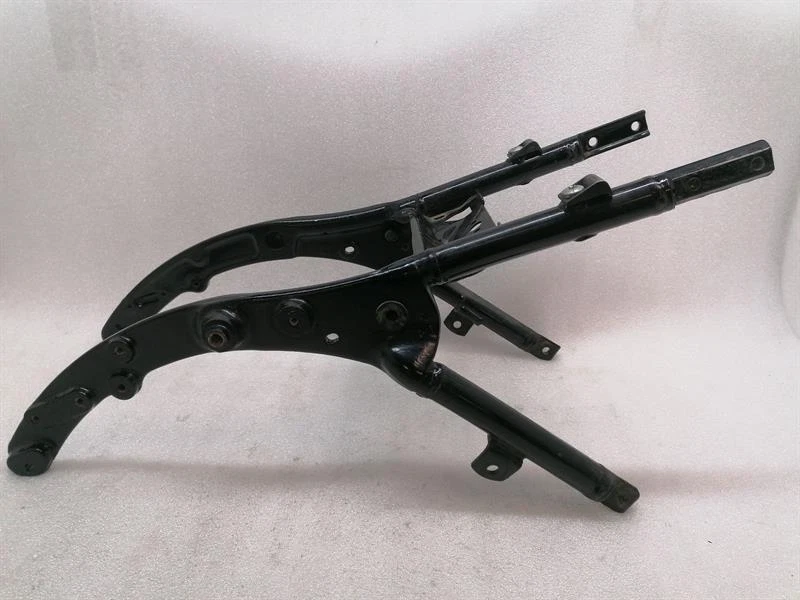 HARLEY-DAVIDSON ROAD GLIDE FLTRXS subframe 48079-09BHP Achsrahmen Hinterachse