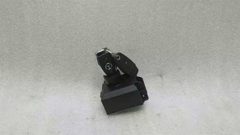 MERCEDES A Class W176 Ignition Lock Switch A2469054602 EZS Steuergerät Schlussel