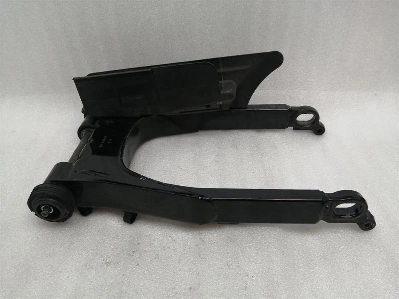 02-08 HARLEY-DAVIDSON STREET GLIDE Rear swingarm 47549-02A Hinterradschwinge