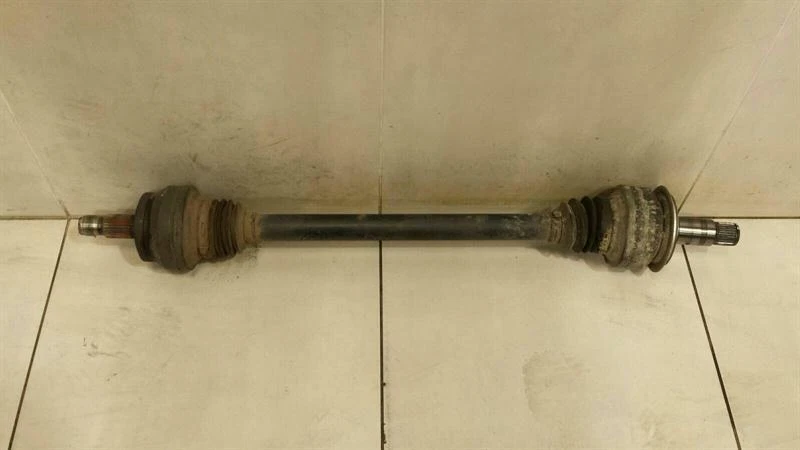MERCEDES SLK55 AMG R172 Drive Shaft A1723500110 Antriebswelle Hinten Links