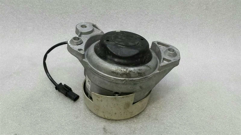 MERCEDES W238 Left Engine mount A2382401200 Motorhalter Links Active Dynamic