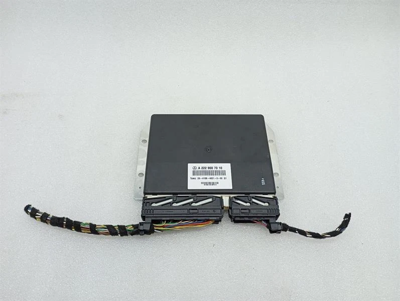 MERCEDES C Class W205 Electronic module A2229007010 PNEUMATIC SUSPENSION CONTROL