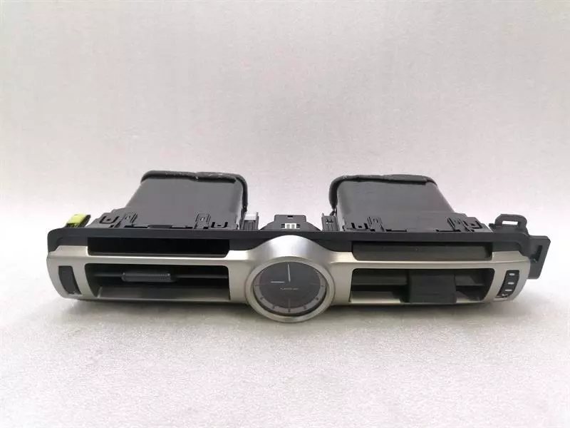 LEXUS RC F TRACK XC10 Time Clocks GN711-85890 UHR Analog facelift air vent