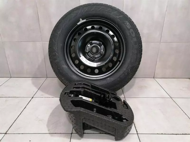 JEEP GRAND CHEROKEE WK2 SRT8 68051967AC Wagenheber 245/65/18 Spare wheel
