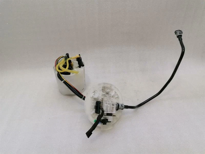 MERCEDES A Class W177 A35 AMG Fuel Pump Electric A2474703300 Kraftstoffpumpe