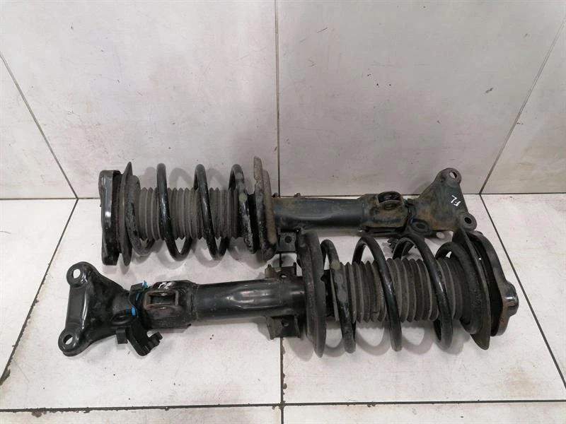 MERCEDES C Class W204 Shock Absorber Front A2043204430 SET Stossdämpfer Vorne