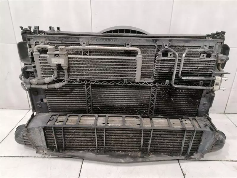 MERCEDES S-class W221 Radiator pack A2215000203 Kühlerpaket OM642 V6 DIESEL