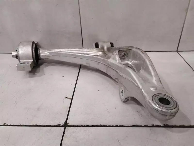 LEXUS RC F TRACK XC10 Left Front Wishbone 48640-24030 Vorne Links Querlenker