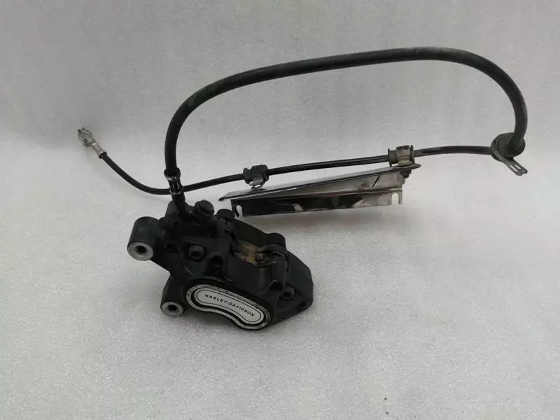 HARLEY-DAVIDSON SOFTAIL FLS SLIM Front Caliper 41300095 Bremssattel Vorne