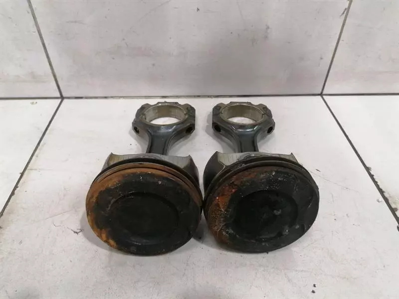 MERCEDES CL W217PistonA2780302717 SET OF 2  Kolben SATZ M278 V8  A2780300620