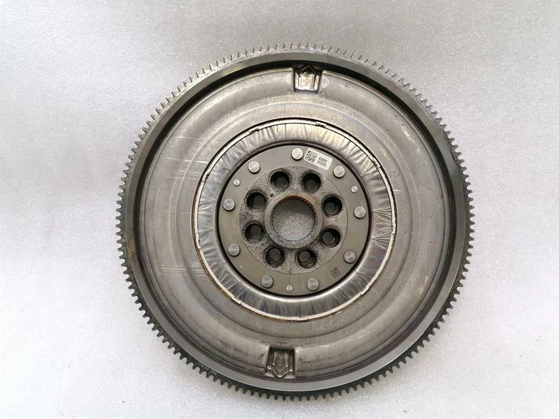 MERCEDES A35 AMG W177 Flywheel A2600300100 Schwungrad