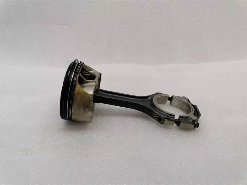 MERCEDES GLE W292 C292 6.3 AMG Piston A1570300517 Kolben