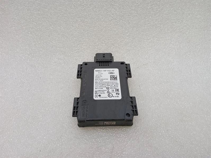 JAGUAR i-PACE X590 EV400 Radar sensor M8E2-14F152-AF radarsensor