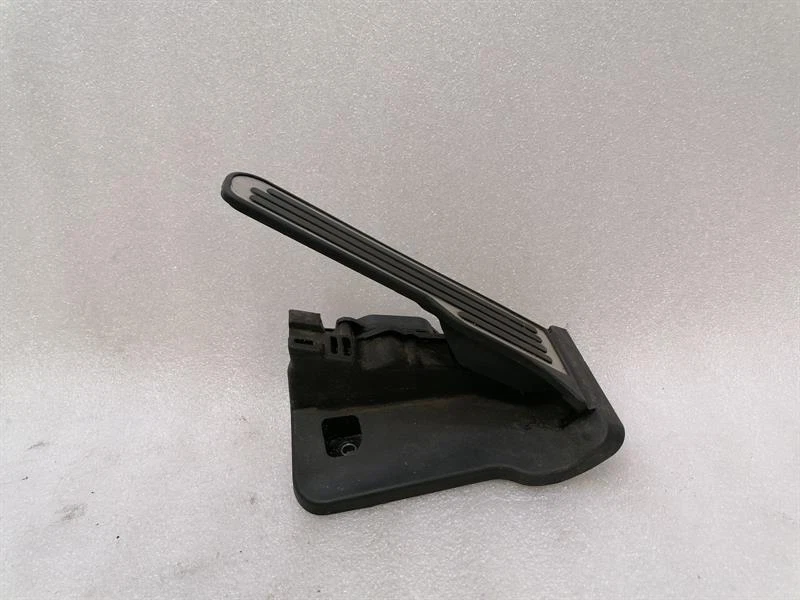 CHEVROLET CORVETTE C7 Gas pedal (electrical) 22936178 Gaspedal - Image 3