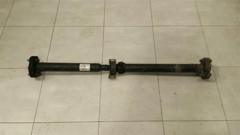 MERCEDES SLK R172 Propshaft A1724100100 Kardanwelle 250 CDI