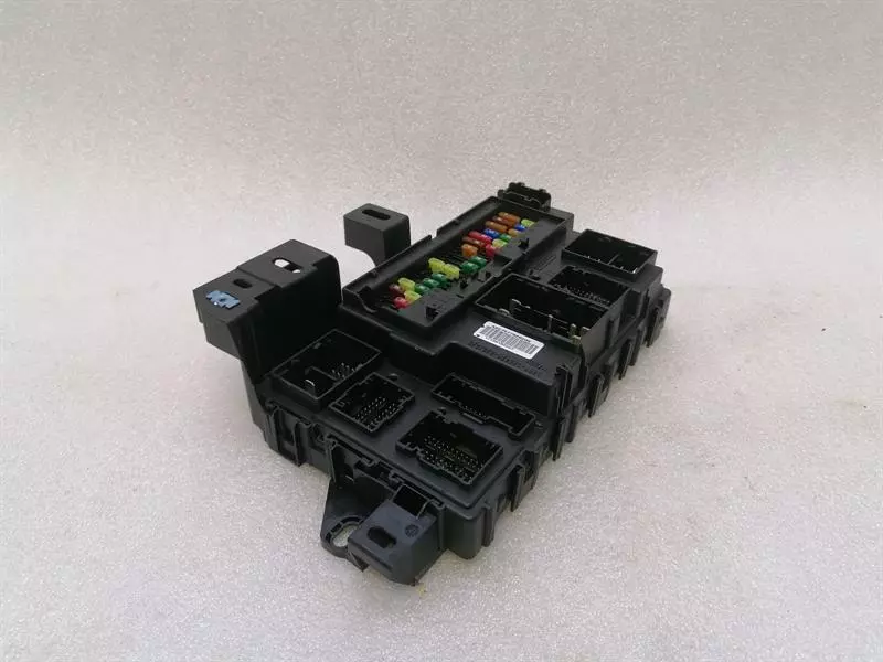 FORD MUSTANG MK6 S550 Fuse Box HR3T-15604-HFE Sicherungskasten