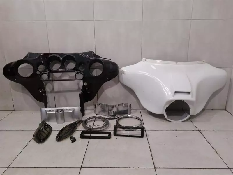 HARLEY-DAVIDSON Front fairing 58260-06BYR Verkleidung Vorne 58208-96A
