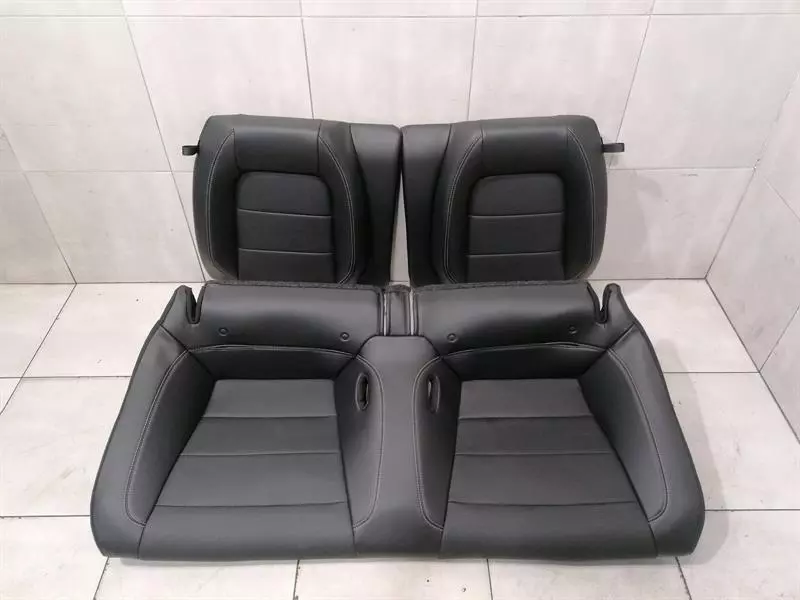 FORD MUSTANG MK6 S550 Seat REAR SET  FR3Z-6363804-BB Sitz HINTEN