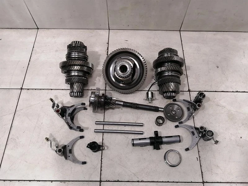 MERCEDES A45 AMG W176 Gearbox Parts A2463301223 Getriebe Teile Diff