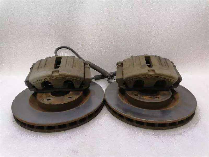 CHEVROLET CORVETTE C6 Front Brake caliper set 22799631 Bremssattel Vorne Satz