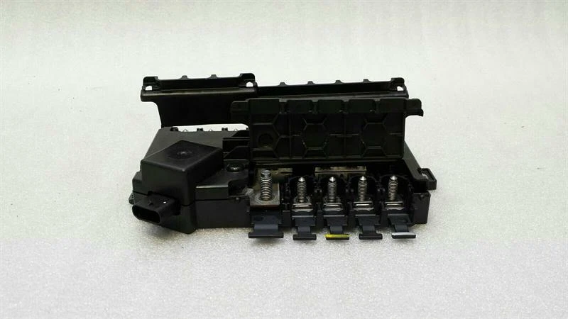MERCEDES C Class SICHERUNGSDOSE W205 Fuse Box A2055402750 Sicherungskasten
