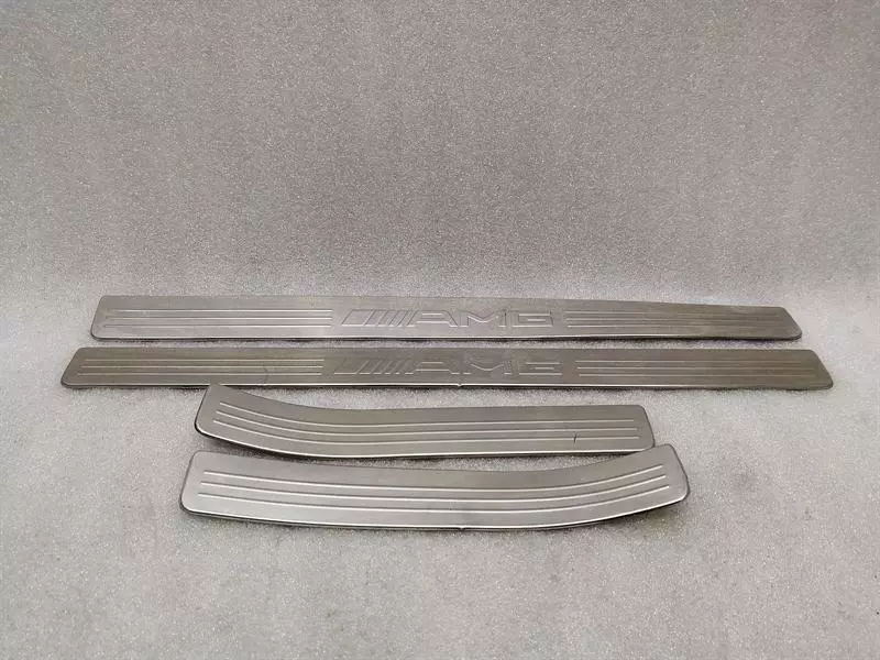 MERCEDES C Class W204 AMG Door Sill Set A2046801735 Einstiegsleiste Satz