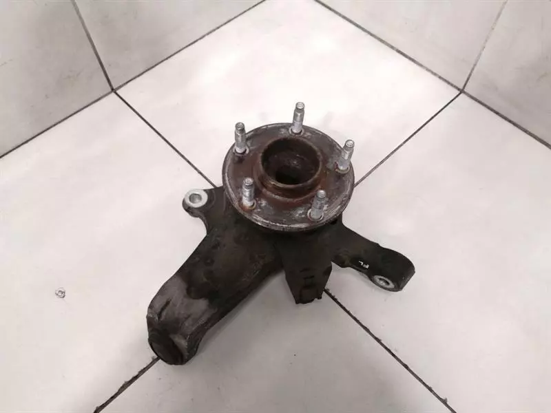 CHEVROLET CORVETTE C6 Left Front Hub 88965637 Radlagergehäuse Vorne Links - Image 3