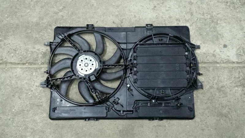 AUDI A5 8T Radiator Fan 8K0121003Q Lüfter Elektrolüfter