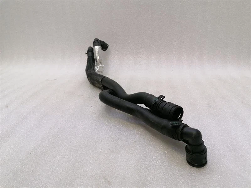 CHEVROLET CORVETTE C7 22768503 Kühlwasserschlauch Schlauch HVAC HOSE ASEMBLY - Image 2