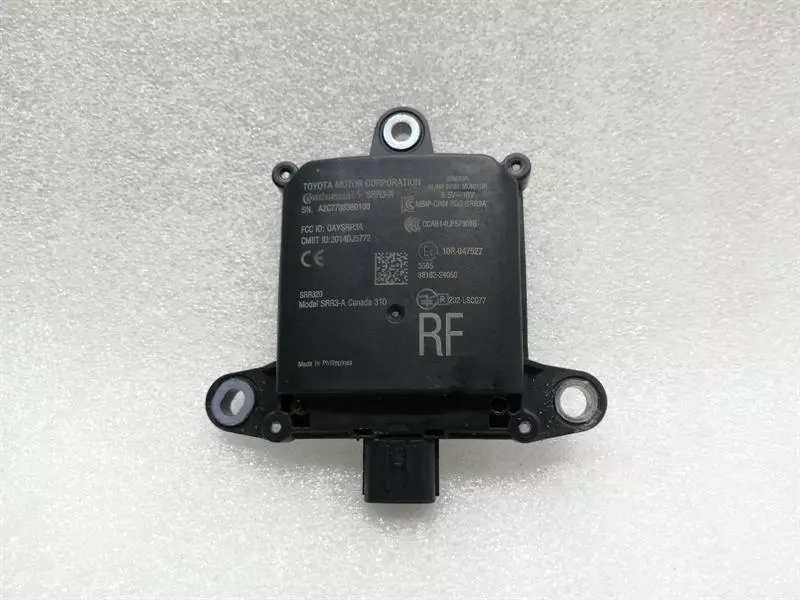 LEXUS RC F TRACK XC10 Blind spot assist radar module 88162-24050 Totwinkel radar
