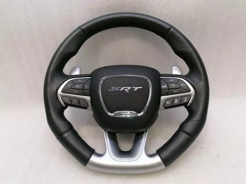 JEEP GRAND CHEROKEE WK2 MK4 Steering Wheel YP281X9AA Lenkrad KOMPLETT