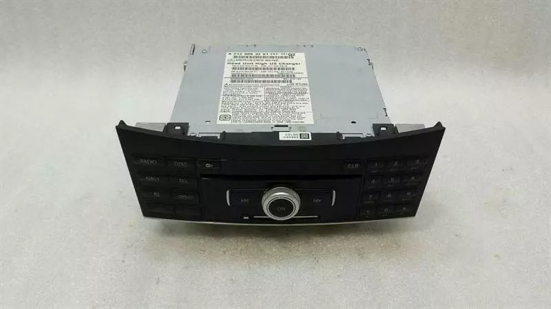MERCEDES W212 CD player Changer A2129063201 Audiosystemkontroller High US