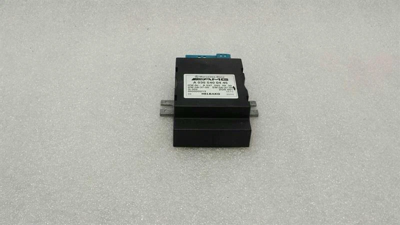 MERCEDES W212 E63 AMG Kraftstoffpumpe ECU A0355400445 Fuel pump module M156 S63