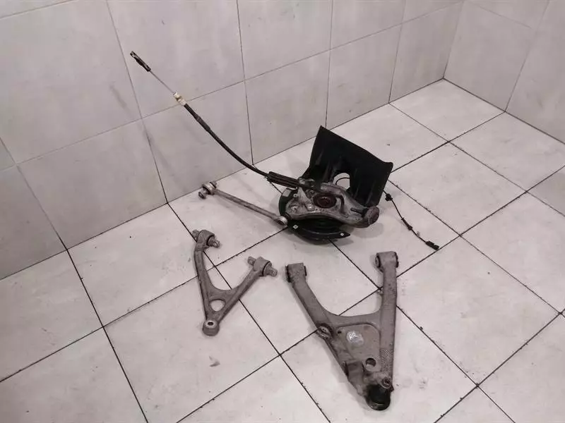 CHEVROLET CORVETTE C7 Right Rear Hub 84506881 Radlagergehäuse Hinten Rechts
