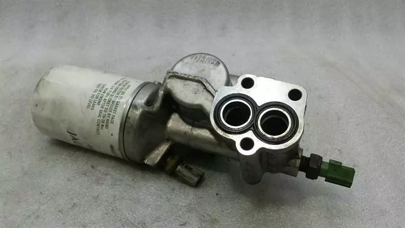 JAGUAR XJ X350 X358 Oil filter housing 2W93-6A644-AC Ölkühler Halter 4.2 V8